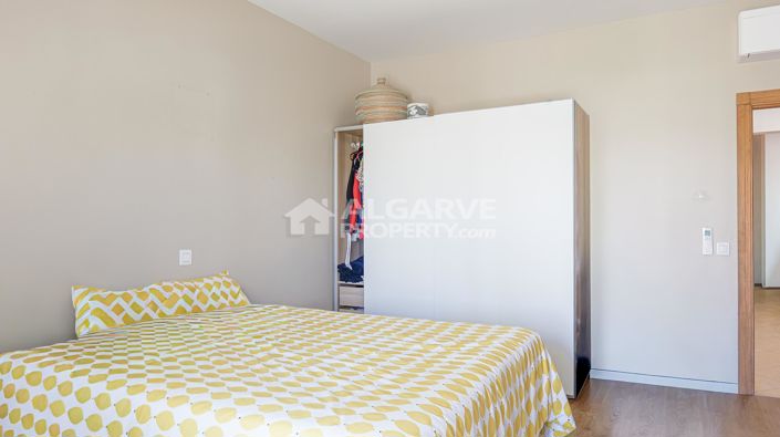 Image No.20-4 Bed Villa for sale
