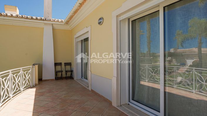 Image No.28-4 Bed Villa for sale