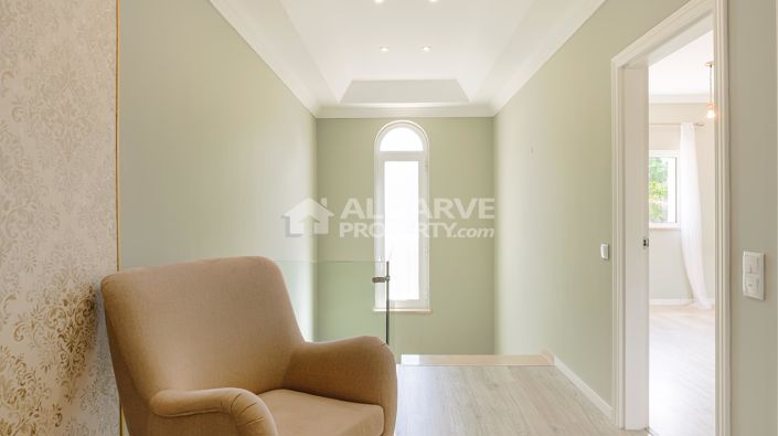 Image No.31-4 Bed Townhouse for sale