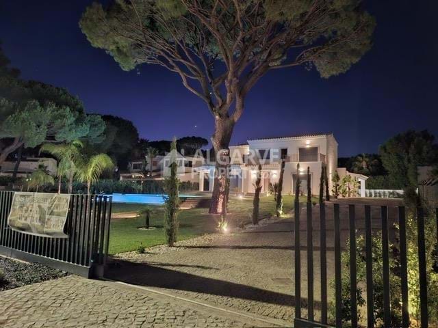 Image No.3-Villa de 4 chambres à vendre à Vilamoura
