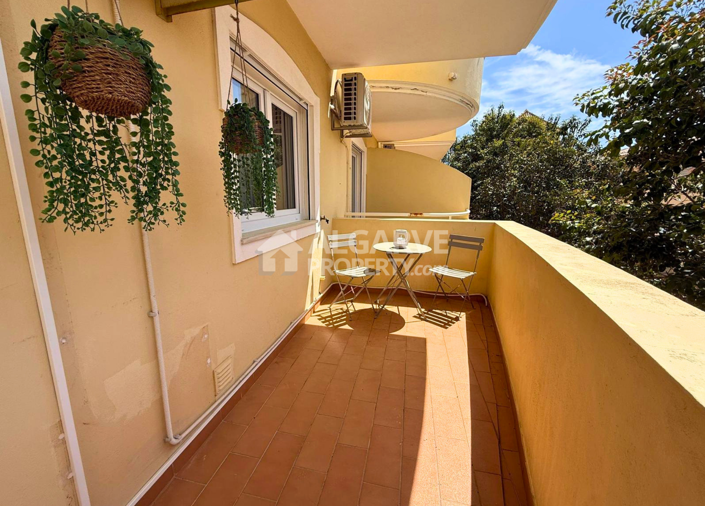 Image No.12-3 Bed Apartment for sale