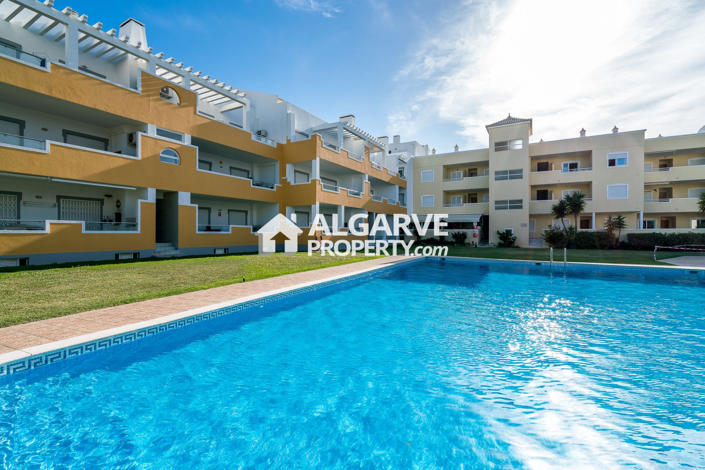 Image No.45-3 Bed Apartment for sale