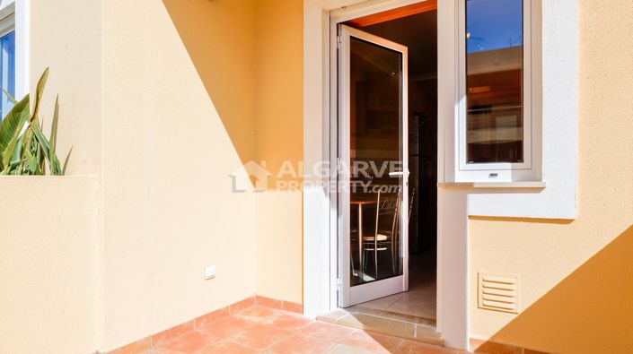 Image No.18-2 Bed Apartment for sale