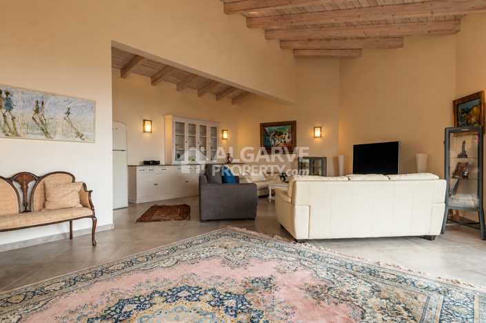 Image No.12-4 Bed Villa for sale