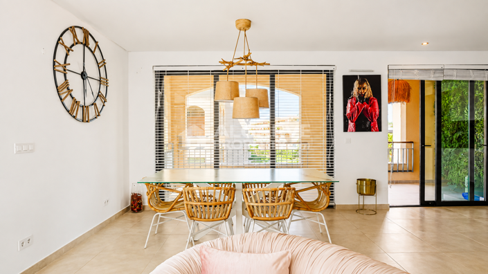 Image No.11-2 Bed Apartment for sale