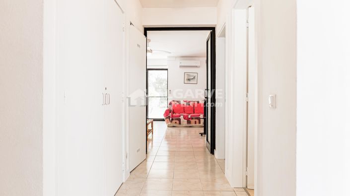 Image No.19-3 Bed Townhouse for sale