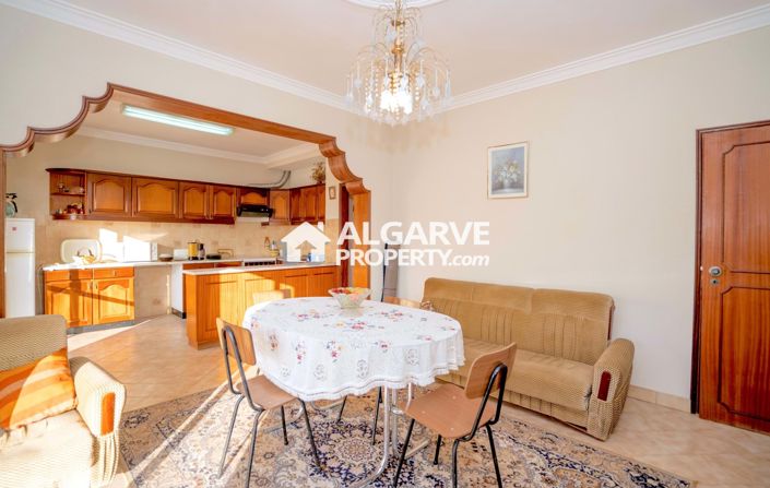 Image No.44-8 Bed Villa for sale