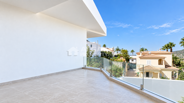 Image No.26-5 Bed Villa for sale
