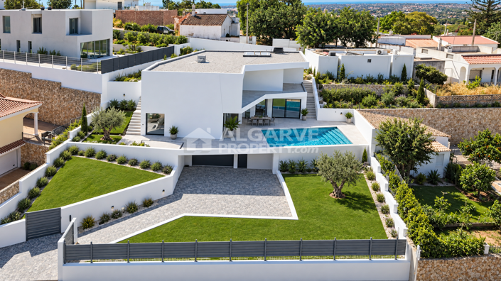 Image No.33-5 Bed Villa for sale