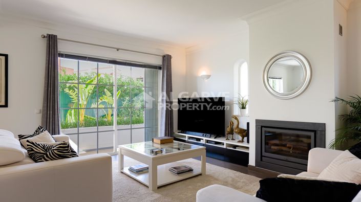Image No.11-3 Bed Villa for sale