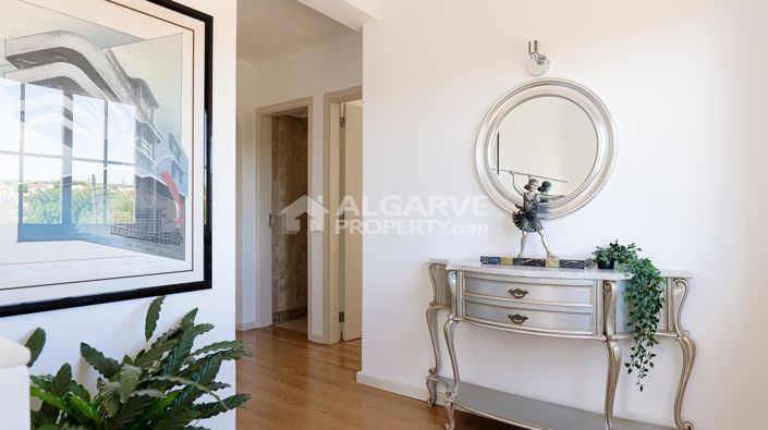 Image No.24-3 Bed Villa for sale