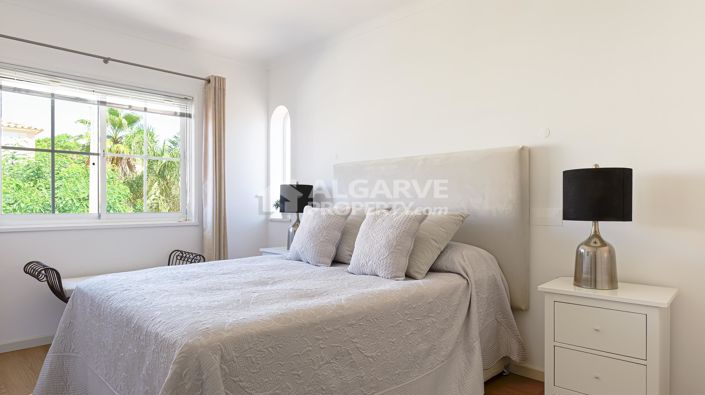 Image No.30-3 Bed Villa for sale