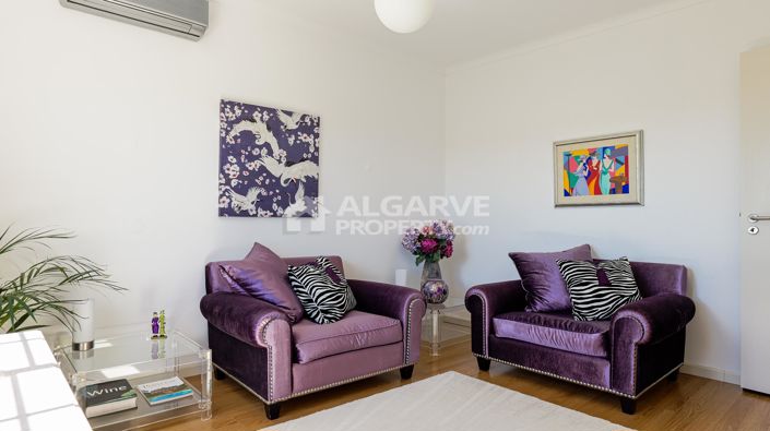 Image No.33-3 Bed Villa for sale