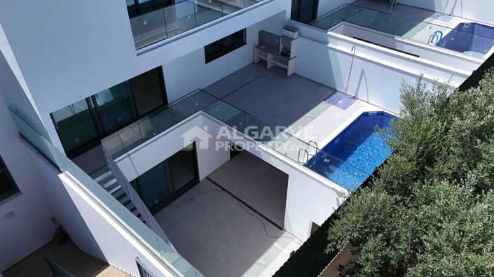 Image No.14-3 Bed Villa for sale