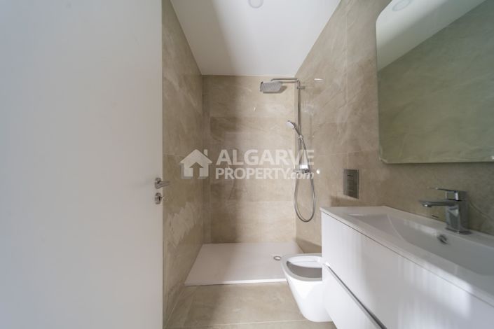 Image No.15-3 Bed Villa for sale
