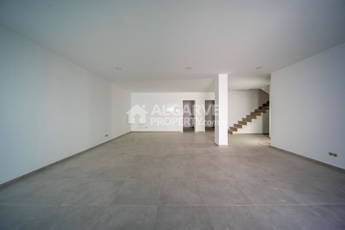 Image No.16-3 Bed Villa for sale