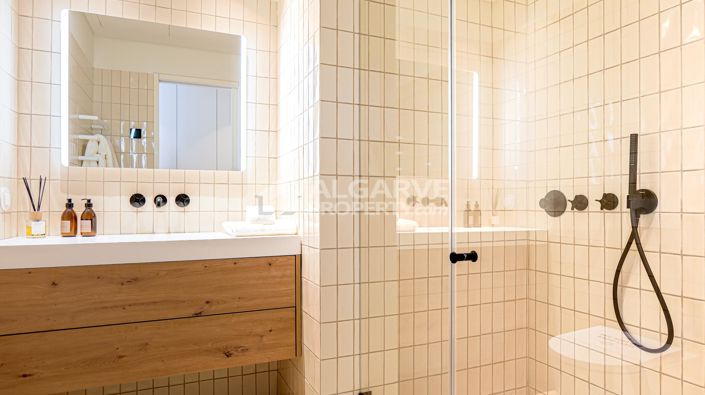 Image No.32-3 Bed Apartment for sale