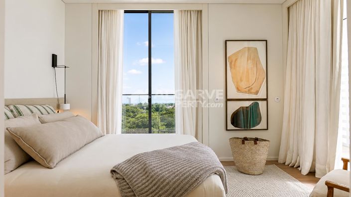 Image No.4-3 Bed Apartment for sale
