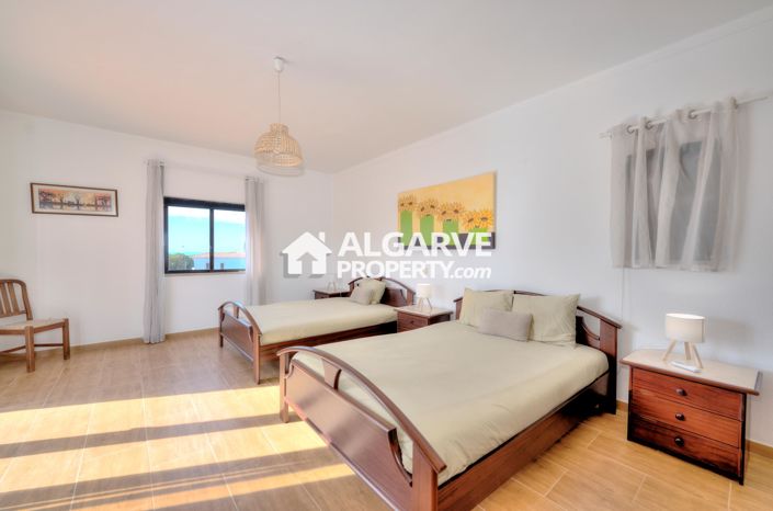 Image No.17-5 Bed Villa for sale
