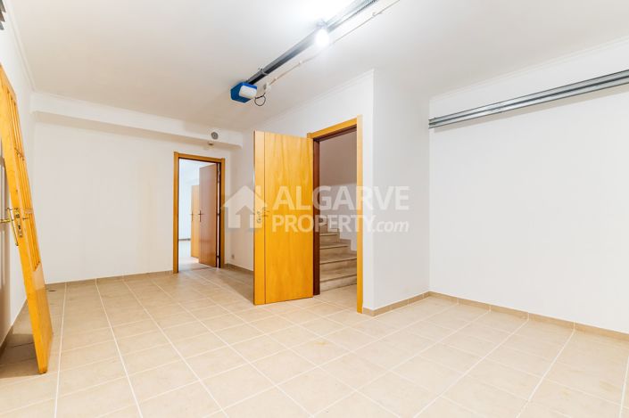 Image No.27-2 Bed Semi-Detached for sale