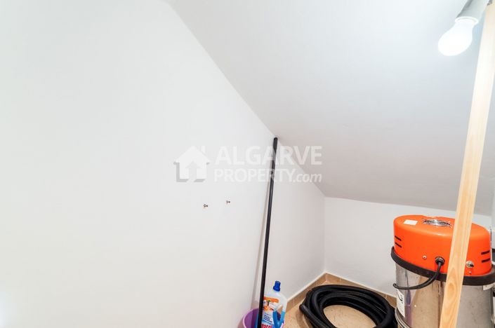 Image No.29-2 Bed Semi-Detached for sale