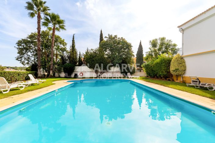 Image No.33-2 Bed Semi-Detached for sale