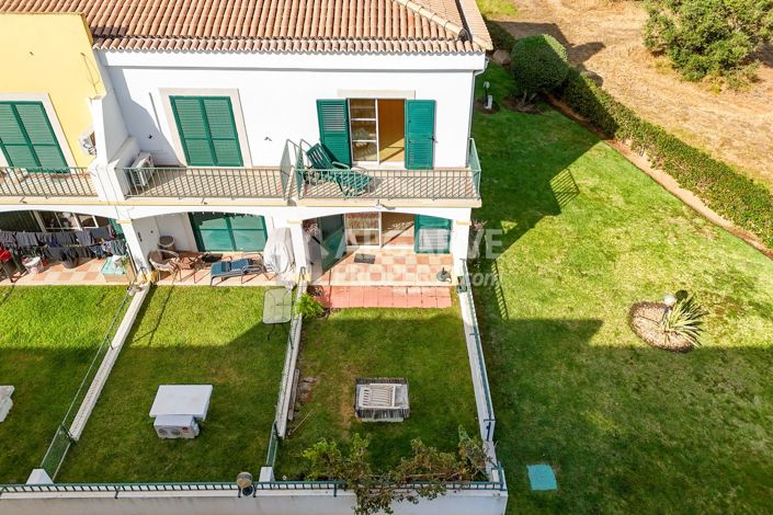 Image No.38-2 Bed Semi-Detached for sale