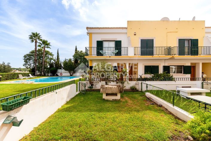 Image No.9-2 Bed Semi-Detached for sale