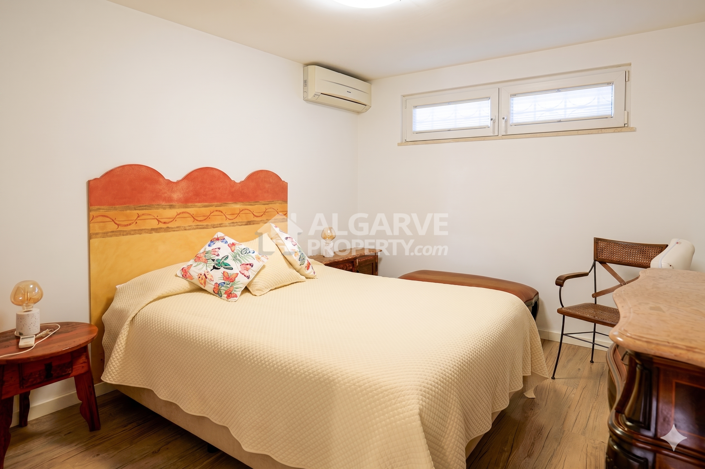 Image No.17-4 Bed Villa for sale