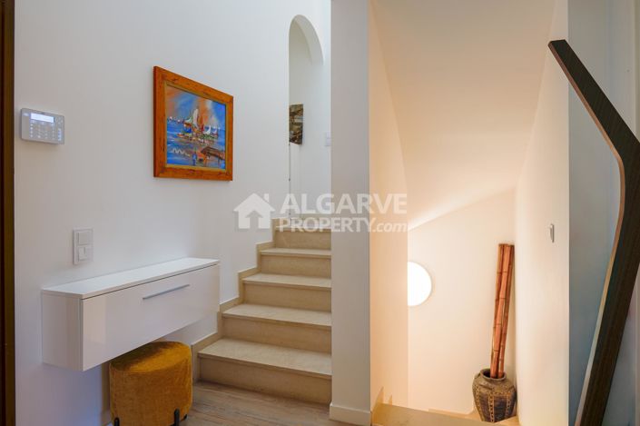 Image No.23-4 Bed Villa for sale