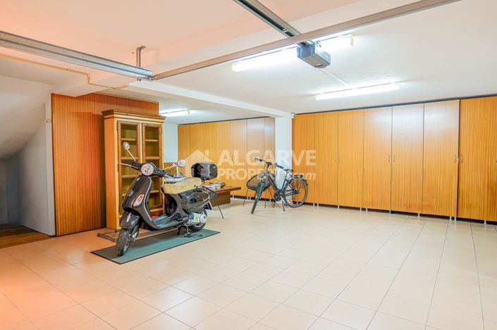 Image No.27-4 Bed Villa for sale