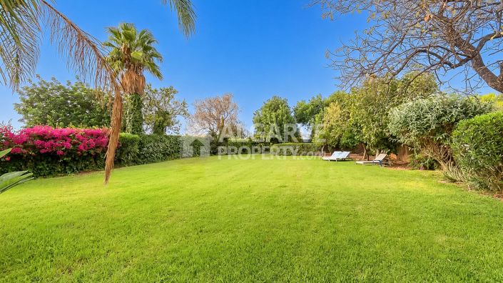 Image No.32-4 Bed Villa for sale