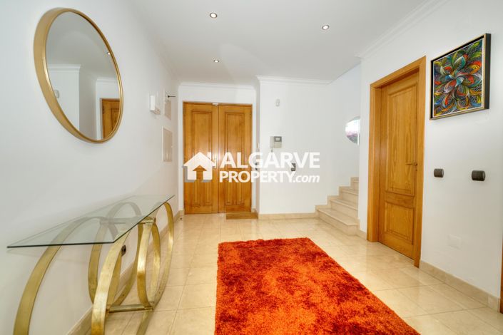 Image No.6-3 Bed Villa for sale