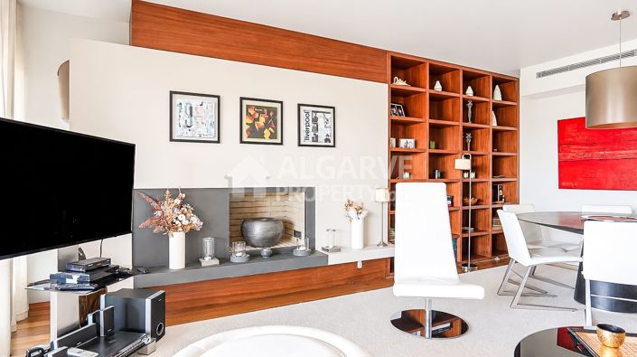 Image No.14-3 Bed Apartment for sale