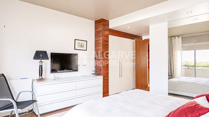 Image No.31-3 Bed Apartment for sale