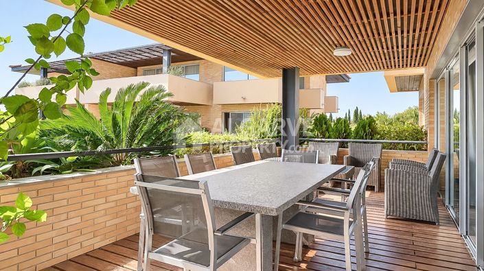 Image No.40-3 Bed Apartment for sale