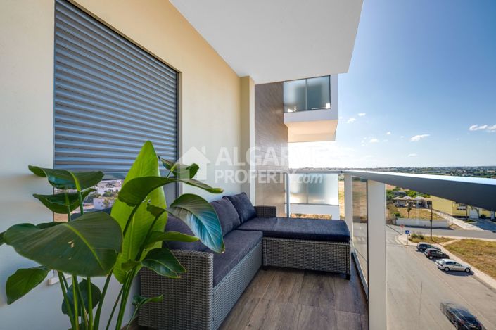 Image No.18-3 Bed Apartment for sale