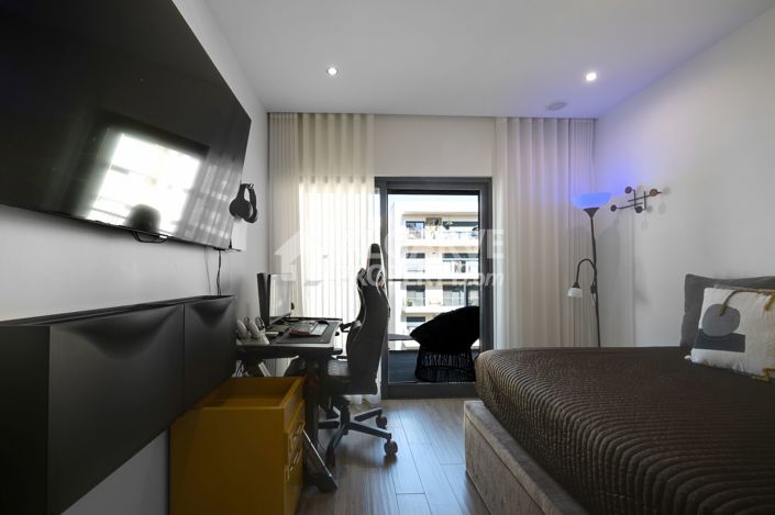 Image No.24-3 Bed Apartment for sale