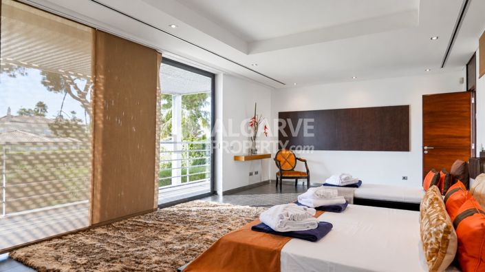 Image No.26-5 Bed Villa for sale