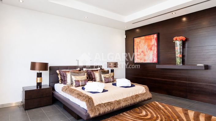 Image No.32-5 Bed Villa for sale