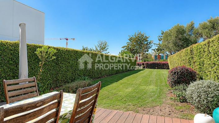 Image No.28-2 Bed Townhouse for sale