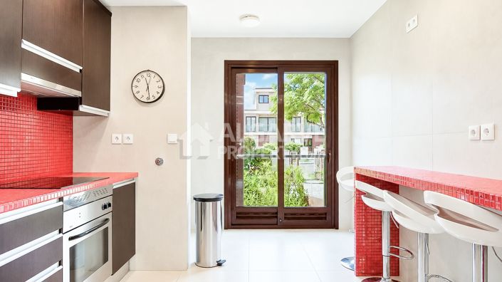 Image No.19-5 Bed Villa for sale