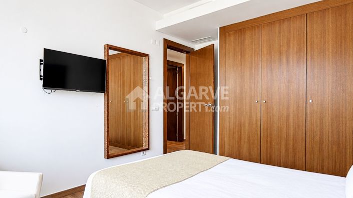 Image No.25-5 Bed Villa for sale