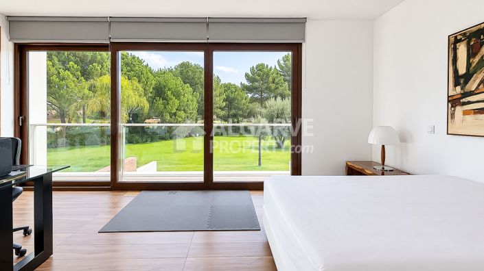 Image No.27-5 Bed Villa for sale
