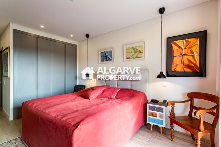Image No.17-2 Bed Apartment for sale