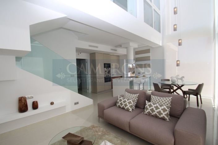 Image No.5-3 Bed Villa for sale