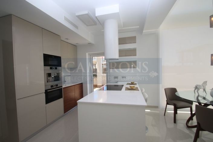 Image No.7-3 Bed Villa for sale