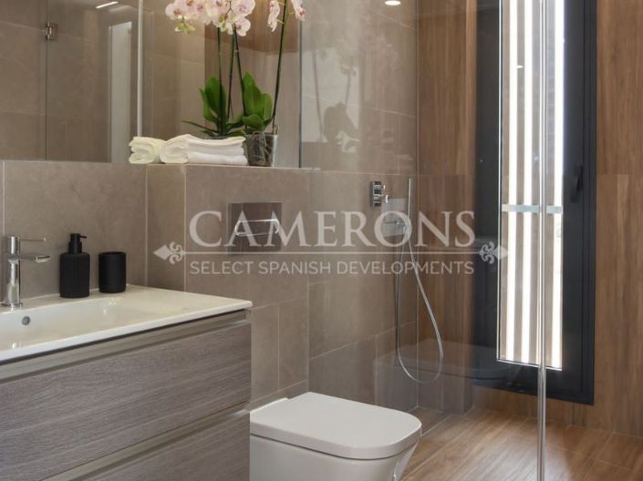 Image No.4-4 Bed Villa for sale