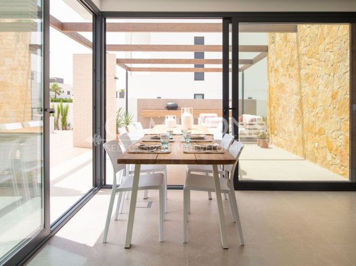 Image No.9-4 Bed Villa for sale