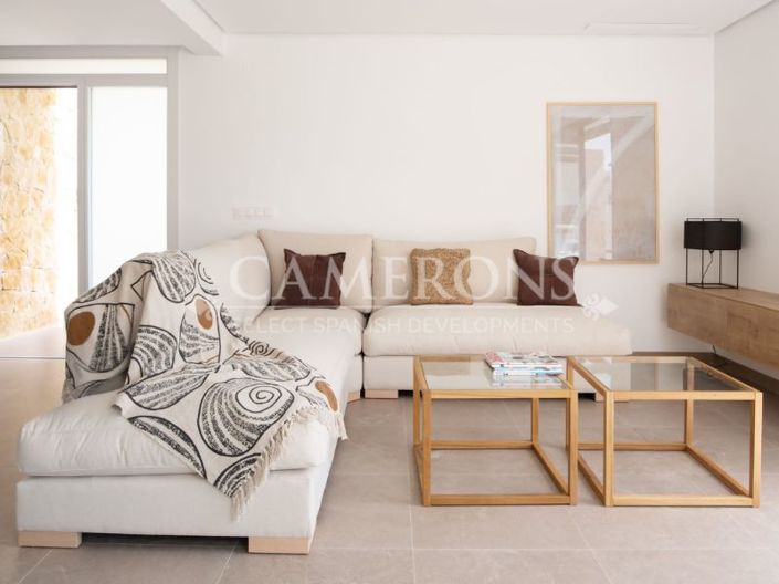 Image No.10-4 Bed Villa for sale